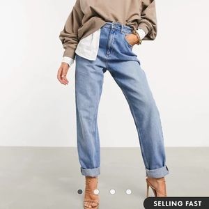 ASOS DESIGN Tall High rise 'Slouchy' mom jeans
